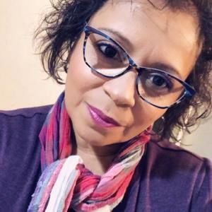 Meet your Posher, Iris